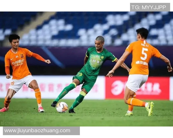 西安足球队实力引发热议球迷对球队表现和未来发展展开激烈讨论