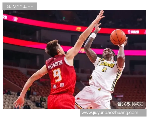 赛后分析：深圳篮球队与重庆篮球队的速度对决及战术解析